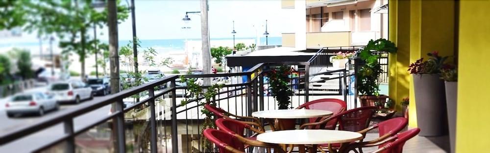 Abel Hotel